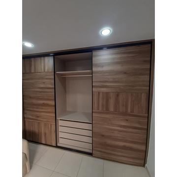 Armario a medida puertas corredera - Imagen 2